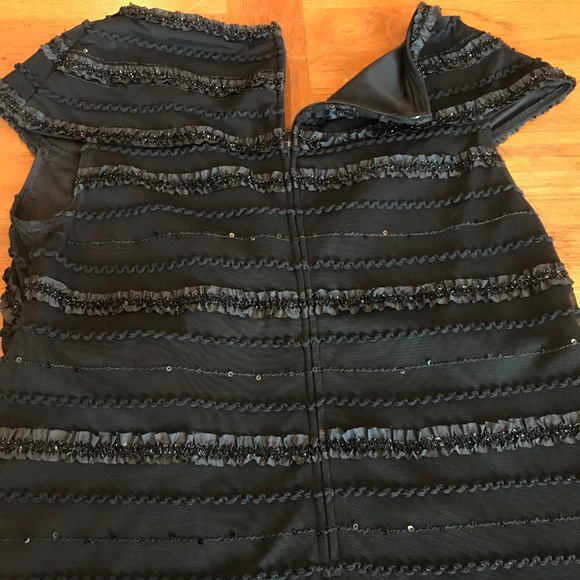 Dazzling Black Cocktail Dress - Size 16 - Perfect for Holiday Parties - Picture 4 of 10